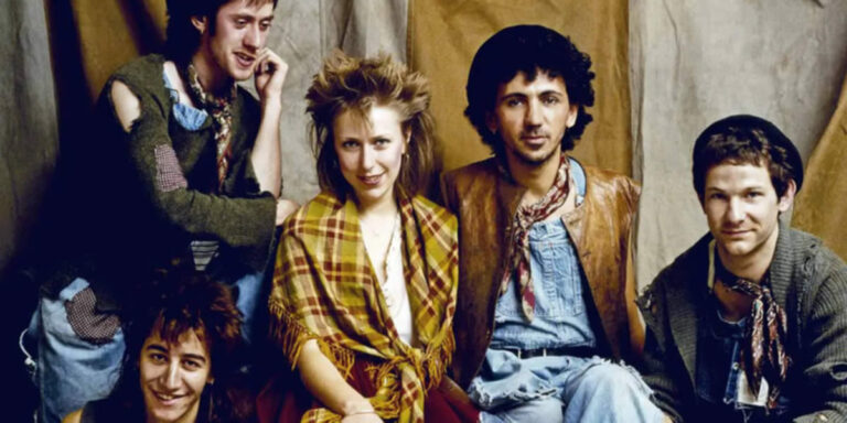 Come on Eileen Helped to Define Music of the 80s