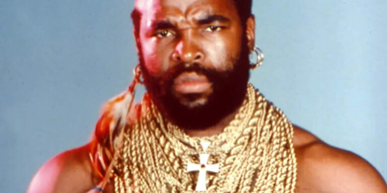 How Chunky Jewelry Made the 80s Larger-Than-Life