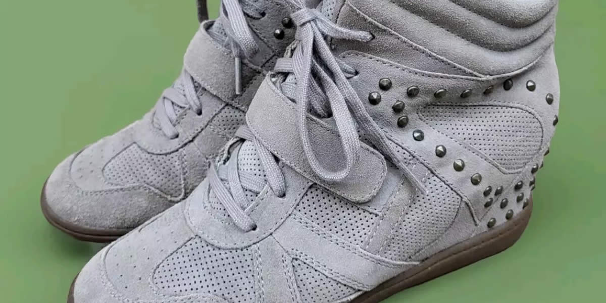 The Birth and Popularity of Wedge Sneakers in 80s Footwear